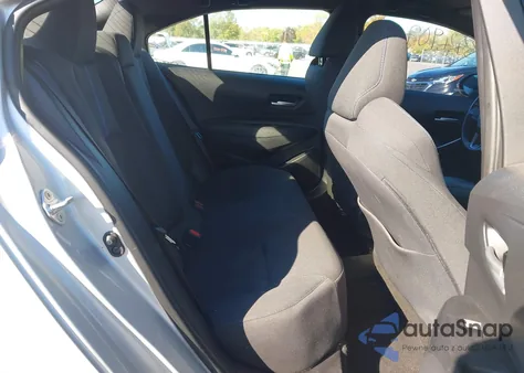 2020 Toyota Corolla Se Nightshade Edition z USA, uszkodzony, nr VIN 5YFS4RCE9LP046168